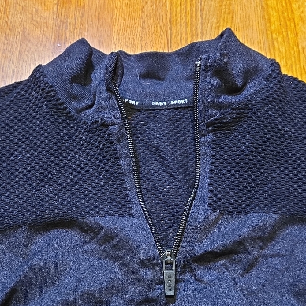 DKNY Women Small Black Thumb Hole Long Sleeve Quarter Zip Compression Pullover - Picture 2 of 10
